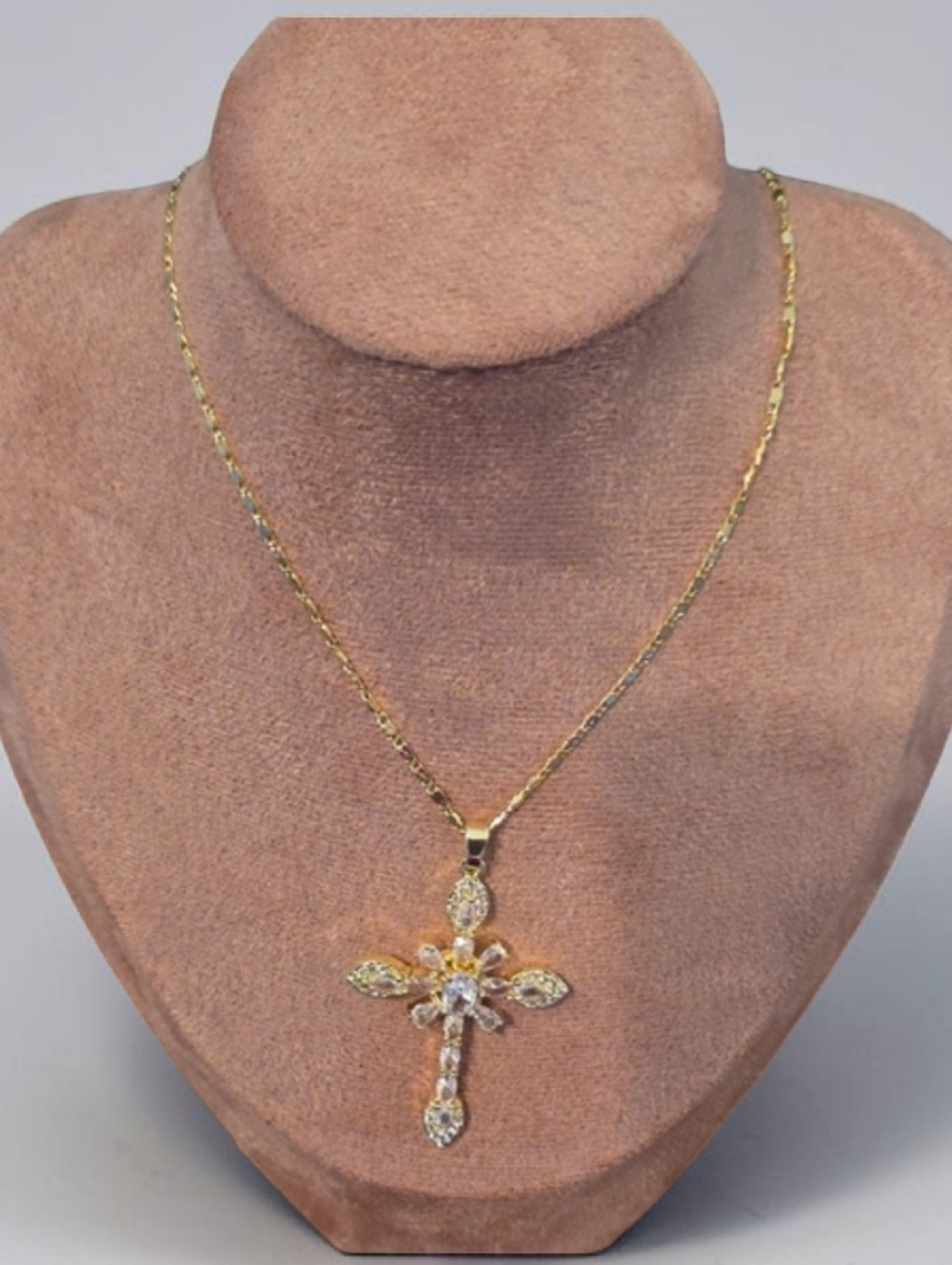 Nwt GEMELLIE Gold PLATED  Cross Pendant Necklace